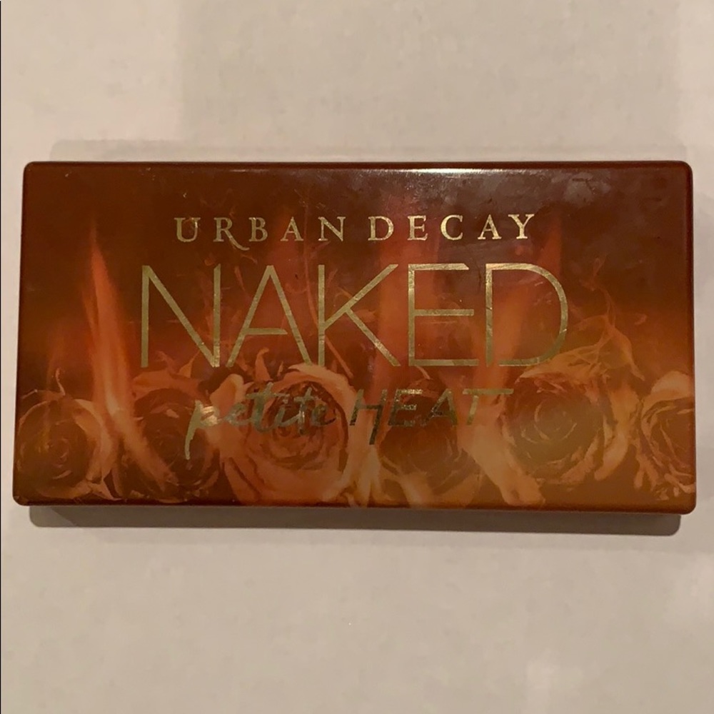 Urban decay petite heat palette